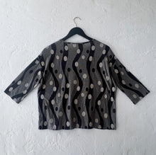 Load image into Gallery viewer, Cut Loose | Dot Jacquard Drop Shoulder Tee in Lentil
