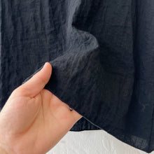 Load image into Gallery viewer, Cut Loose | Fall Parachute Layering Tank in Black
