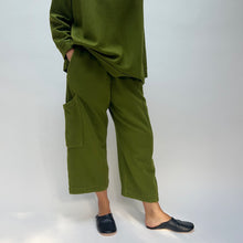Load image into Gallery viewer, Bryn Walker | Pasha Fleece Pant in Gremolata
