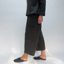Load image into Gallery viewer, Bryn Walker | Pasha Fleece Pant in Kelp
