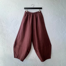 Load image into Gallery viewer, Bryn Walker | Oliver Fleece Pant in Tierra
