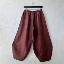 Load image into Gallery viewer, Bryn Walker | Oliver Fleece Pant in Tierra
