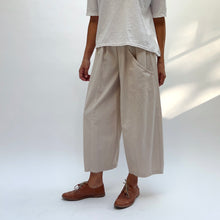 Load image into Gallery viewer, Eleven Stitch | One Pocket Pant in Cloud
