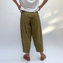 Load image into Gallery viewer, Eleven Stitch | Emily Pant in Moss
