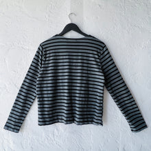 Load image into Gallery viewer, Cut Loose | Fleece Long Sleeved Cropped Jacket in Gull Stripes
