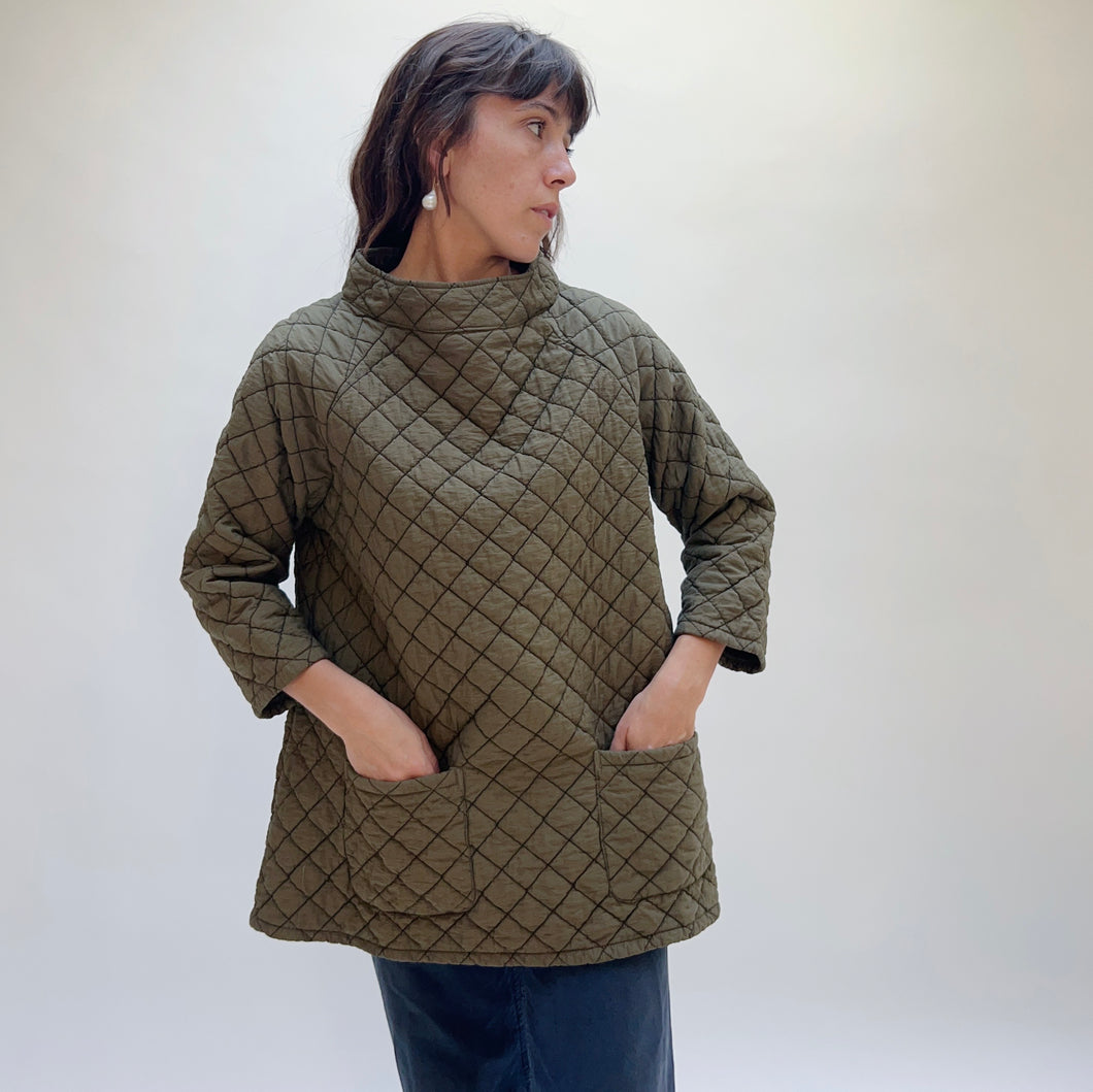 Cut Loose | Quilted Raglan Pullover in Kelp