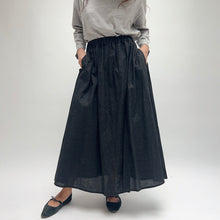 Load image into Gallery viewer, Ichi Antiquités | Sumi Skirt in Gingham Check

