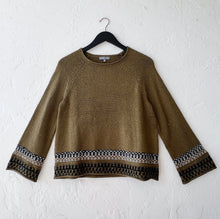 Load image into Gallery viewer, Chic Chalet Nordic Pullover in Avocado
