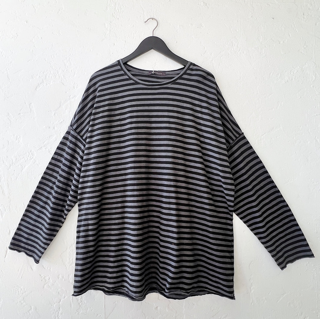 Cut Loose | One Size Oversized Striped Shirt in Gull