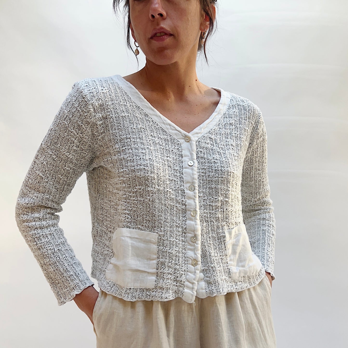 Linen and Knit Cropped Pocket Cardigan in White