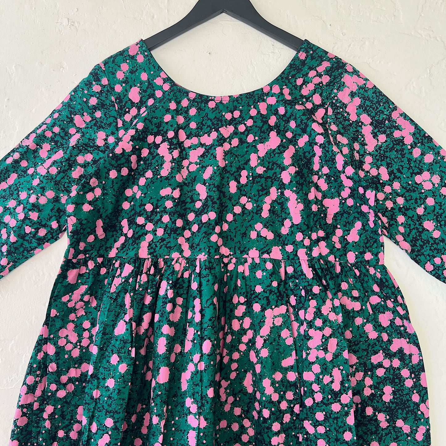 Fahari Bazaar | Sula Dress in Pink & Green Speckle