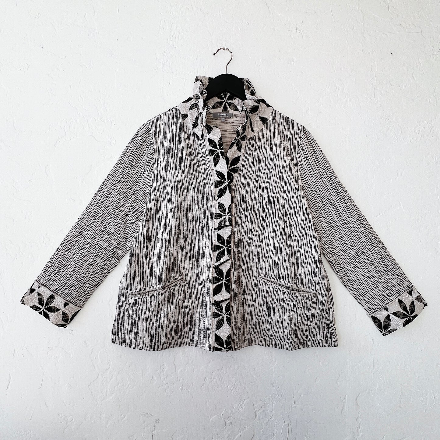 Crinkle Crepe Floral Luna Jacket in Willow