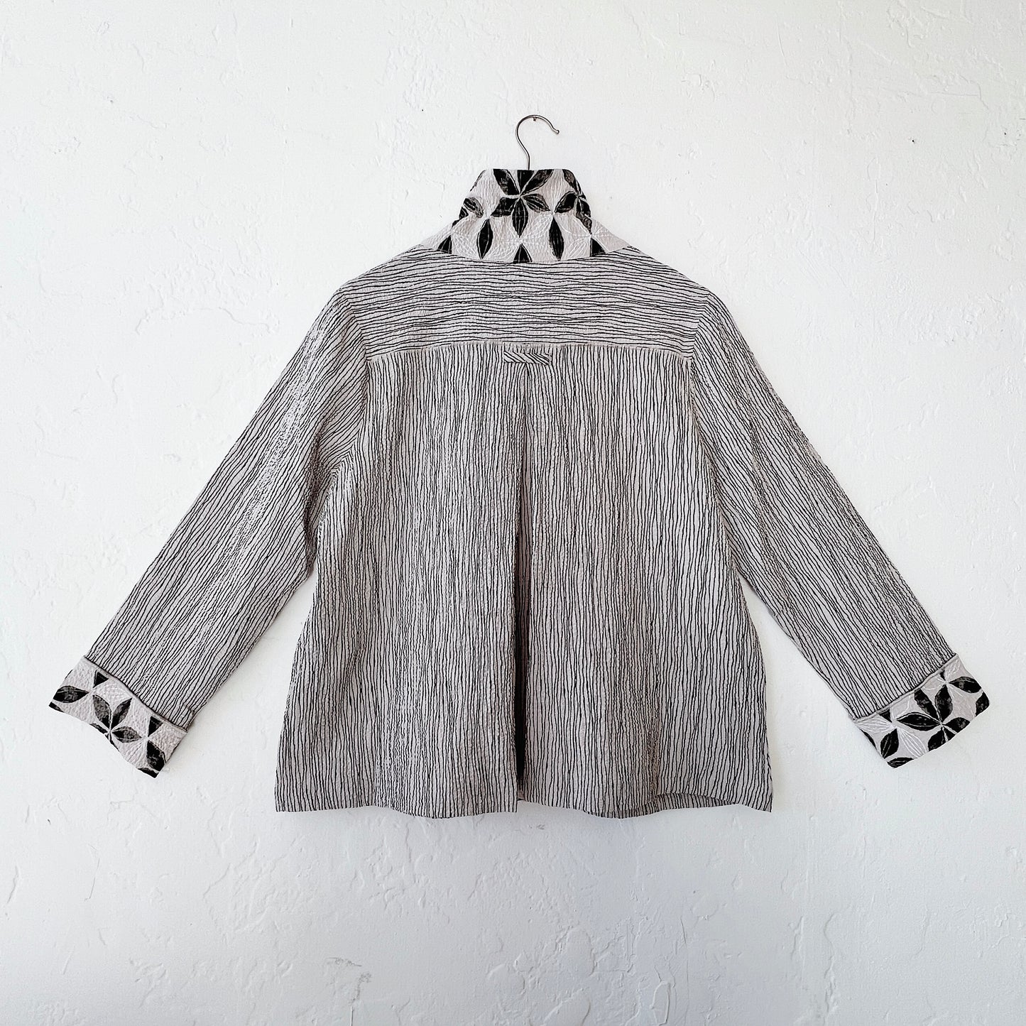 Crinkle Crepe Floral Luna Jacket in Willow