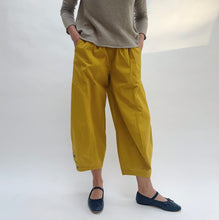 Load image into Gallery viewer, Eleven Stitch | Snap Doreen Pant in Mustard
