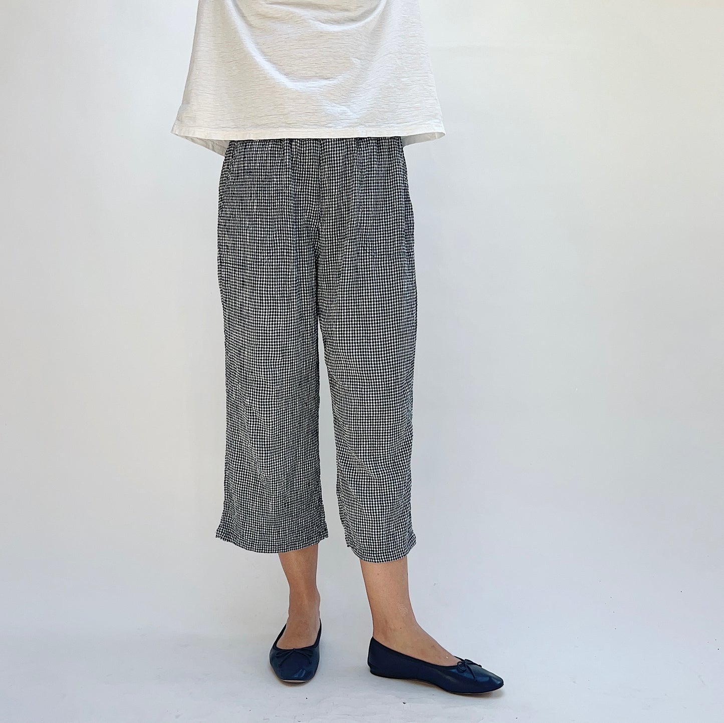 Crinkle Check Easy Crop Pant in Naval