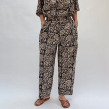 Load image into Gallery viewer, Block Print Alona Pants in Midnight
