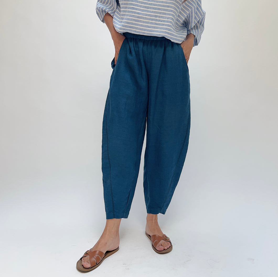 Yuvita | Seamed Taper Pant in French Navy