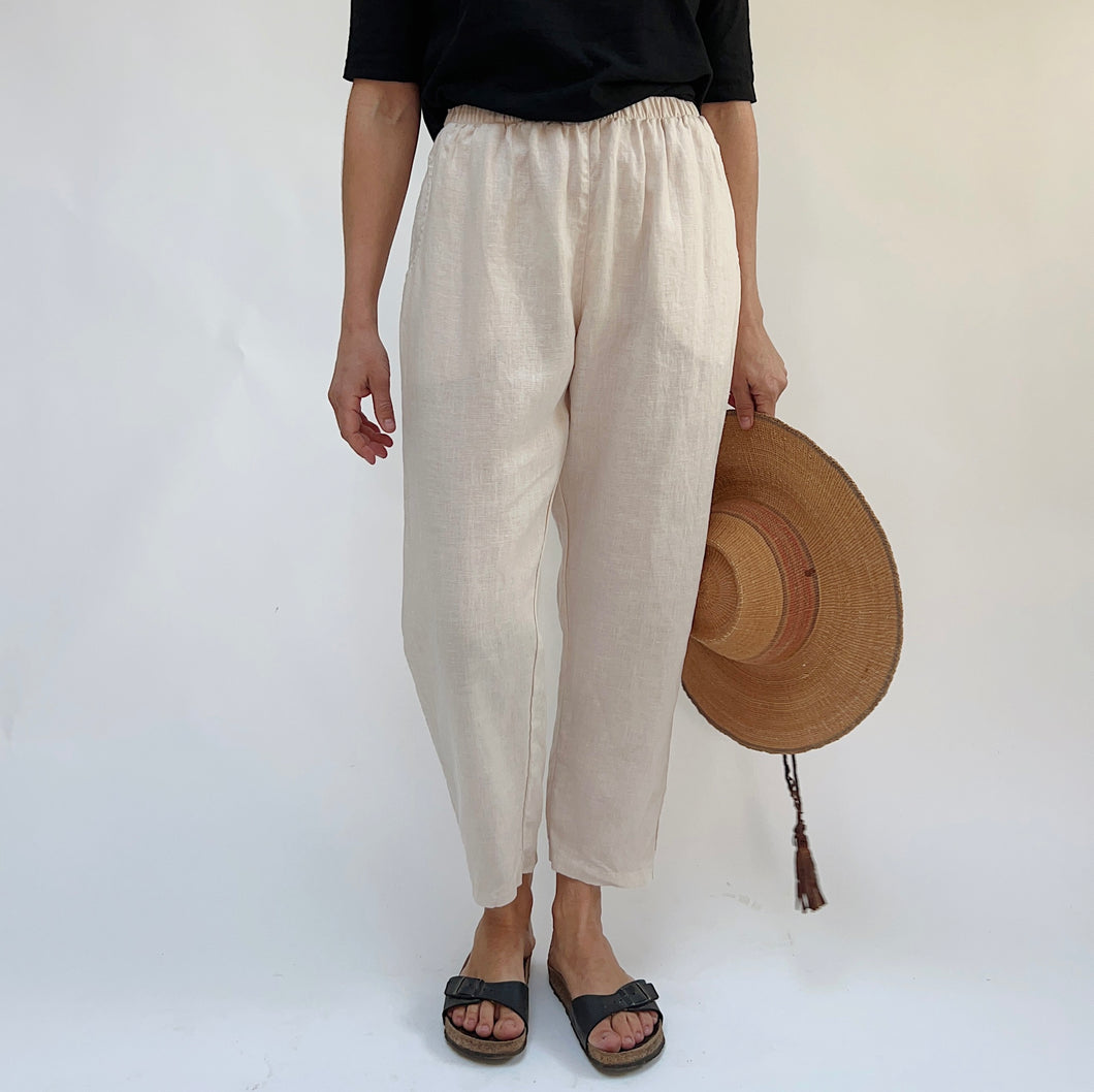 Kleen | Basic Linen Crop Pant in Desert