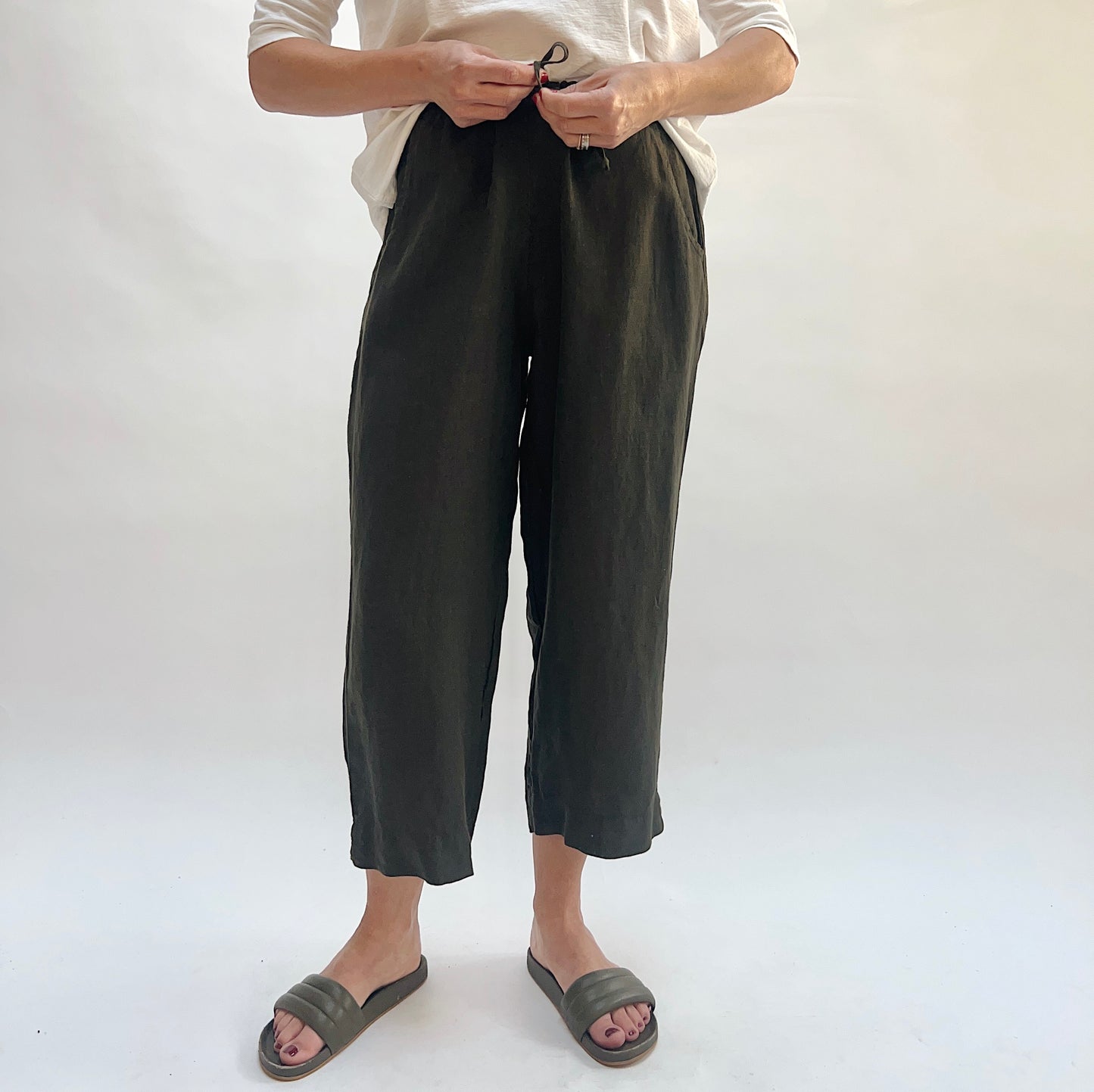 Linen Saba Pant in Peppercorn