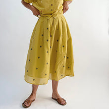 Load image into Gallery viewer, DVAA | Yara Skirt in Yellow Floral
