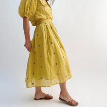 Load image into Gallery viewer, DVAA | Yara Skirt in Yellow Floral
