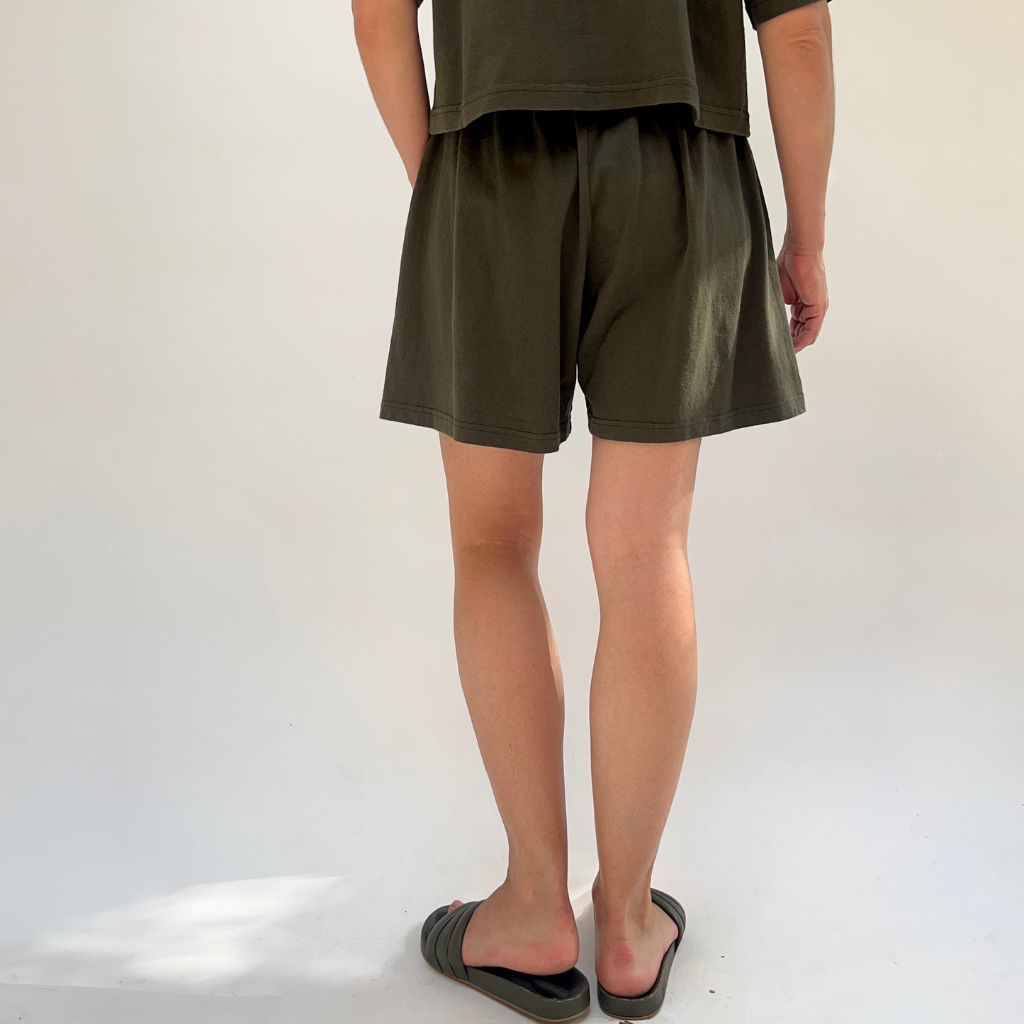 Walk Short in Peppercorn