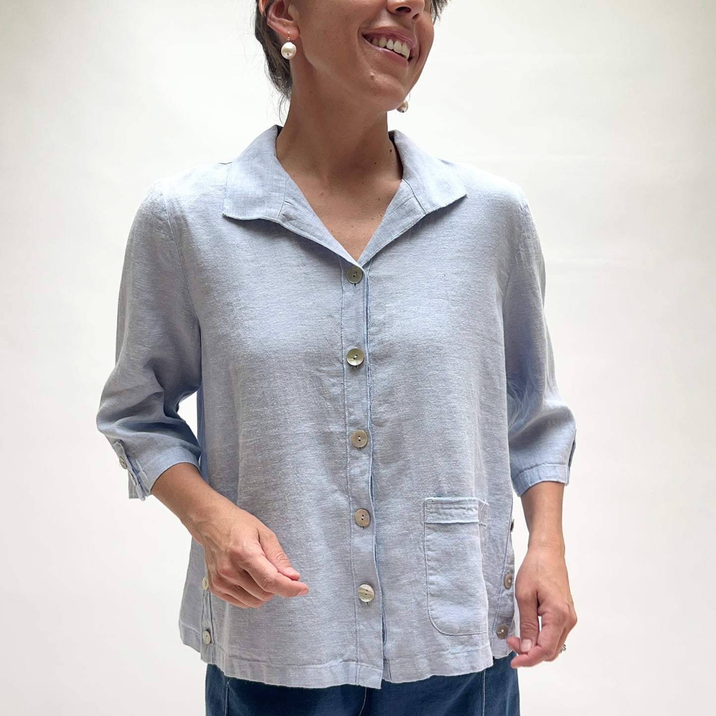 Linen Camp Shirt in Cornflower