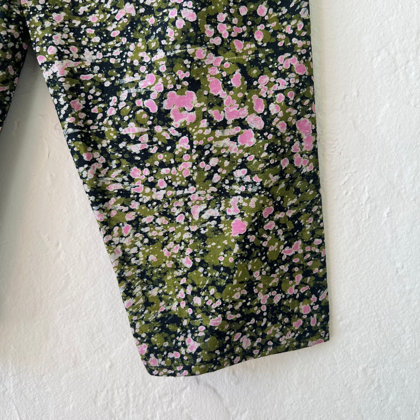 Kids Lazy Pants in Green and Pink Speckle