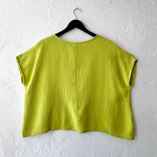 Load image into Gallery viewer, Bryn Walker | Cotton Gauze June Top in Pera
