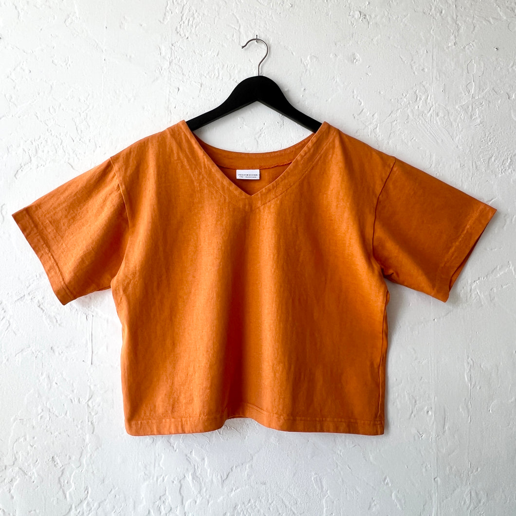 Pacific Cotton | Crop V-Neck in Zafferano