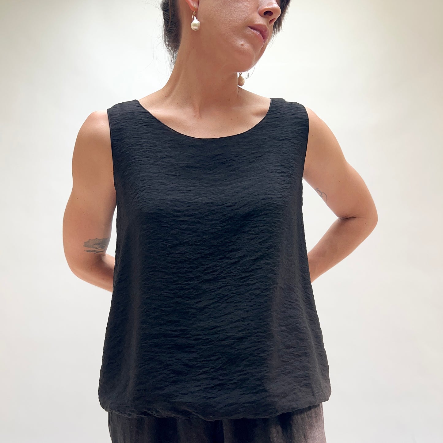 Airy Layering Tank in Black