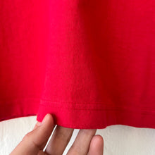 Load image into Gallery viewer, Pacific Cotton | Crop V-Neck in Kirsch
