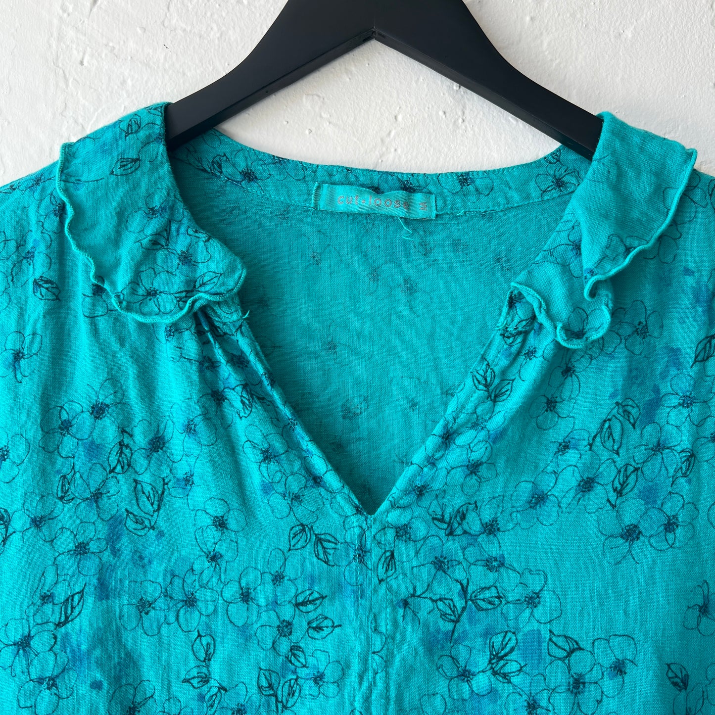 Ruffle Collar Morning Glory Linen Top in Atlantis