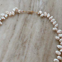 Load image into Gallery viewer, Dotter | Pebble Pearl Necklace
