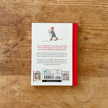 Load image into Gallery viewer, Back cover with red fabric binding of Elsa Beskow&#39;s Ollie&#39;s Ski Trip

