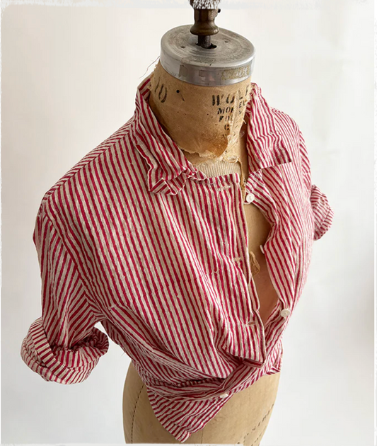 Button Shirt in Red Stripes