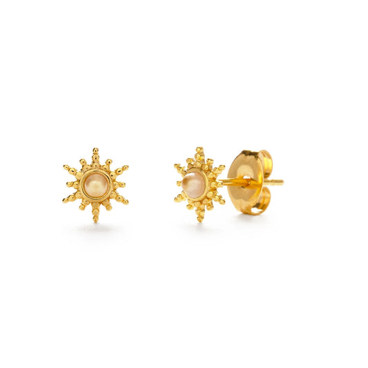 Starburst Stud Earrings in Pearl