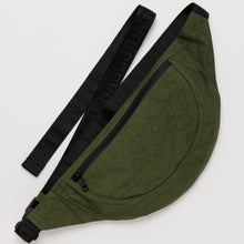 Load image into Gallery viewer, Baggu | Crescent Fanny Pack in Bay Laurel
