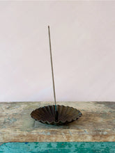 Load image into Gallery viewer, Sol Incense Holder
