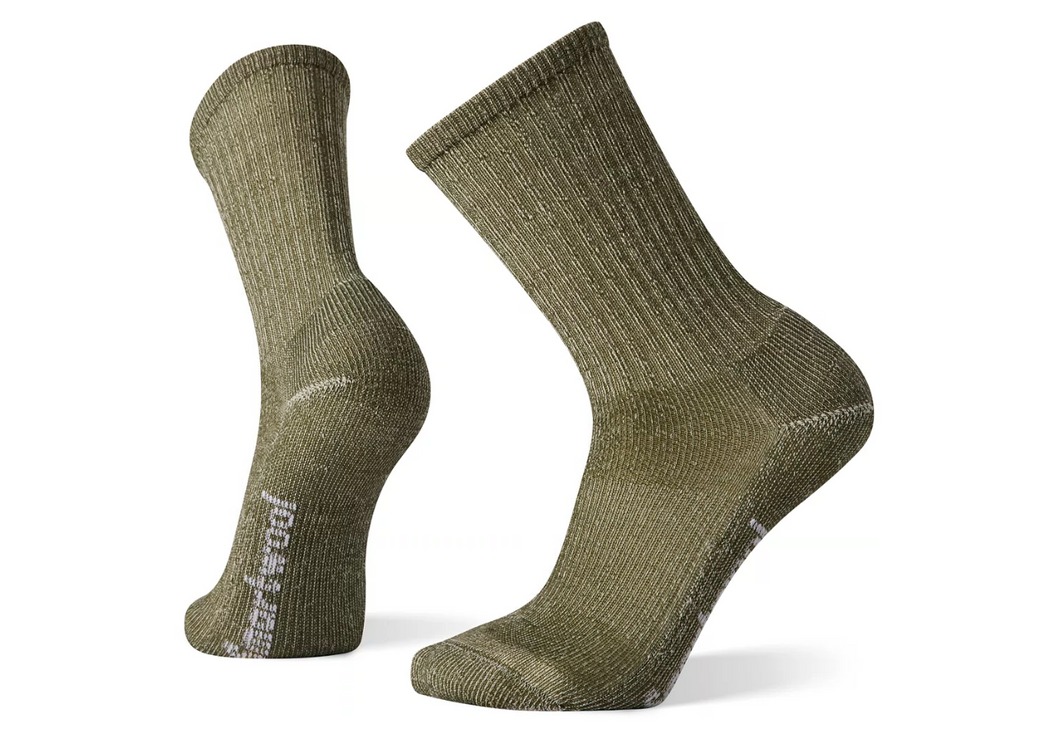 Smartwool | Hike Classic Edition Light Cushion Crew Socks in Olive