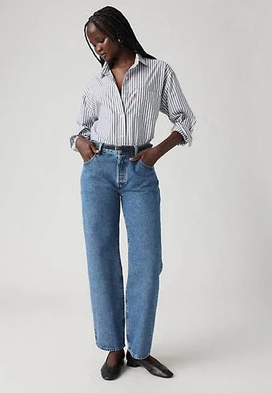 Levi's | 501® '90s Ankle Jeans in Shout Out Stone - Medium Wash