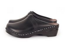 Load image into Gallery viewer, Troentorp | Smithy Original Clog in Black
