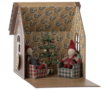 Load image into Gallery viewer, Maileg | Small Gingerbread House
