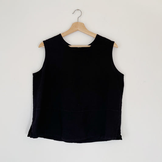Basic Tank in Black