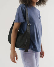 Load image into Gallery viewer, Baggu | Crescent Bag in Black
