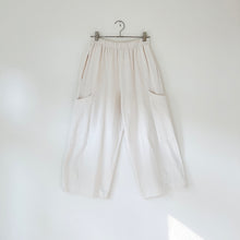 Load image into Gallery viewer, Pacific Cotton | Cotton Pasha Pant in Cream
