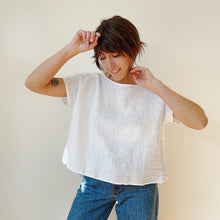 Load image into Gallery viewer, Dotter | Linen Tee in White
