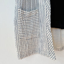 Load image into Gallery viewer, Nusantara | Double Gauze Jacket in Natural Stripe
