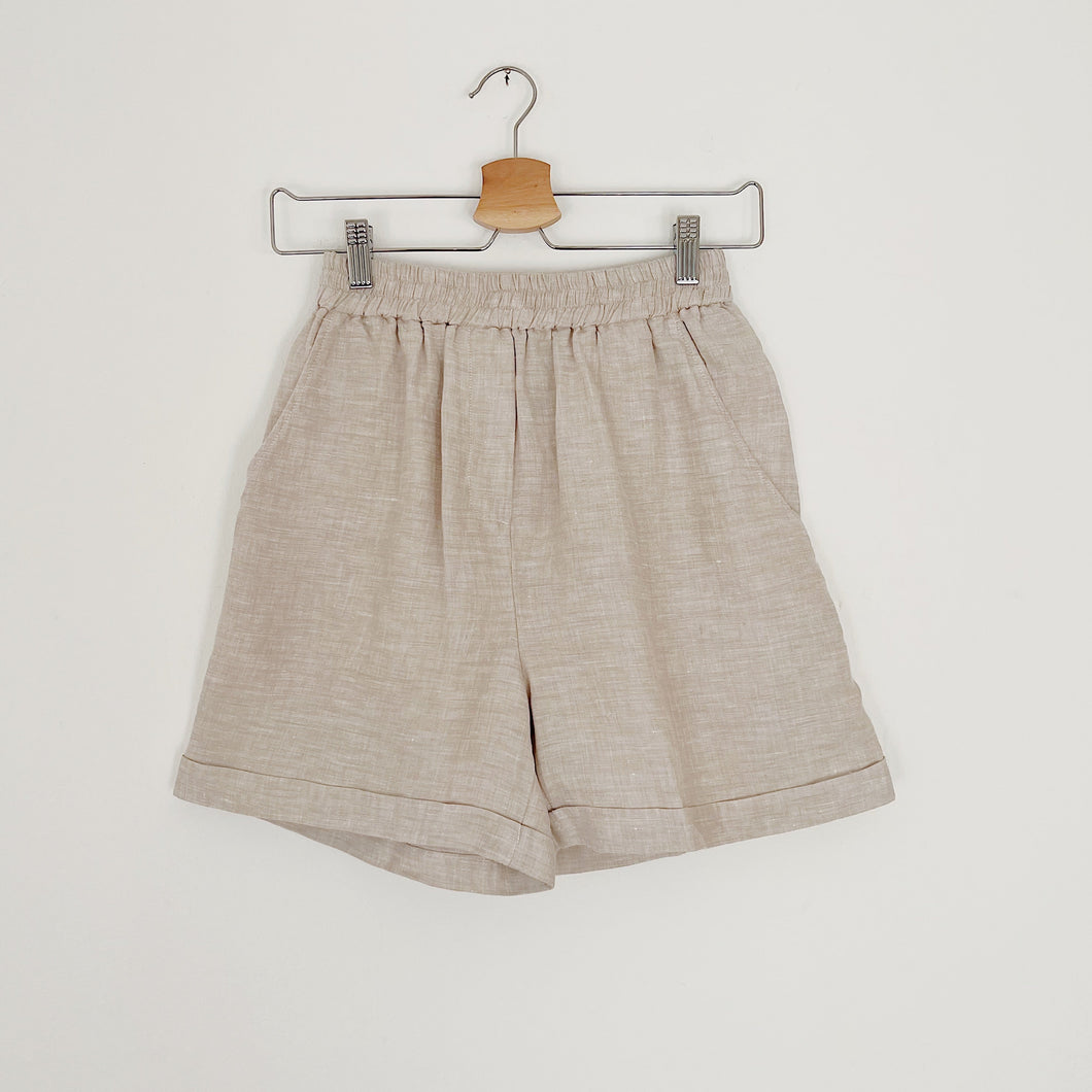 Yuvita | Easy Shorts in Oatmeal