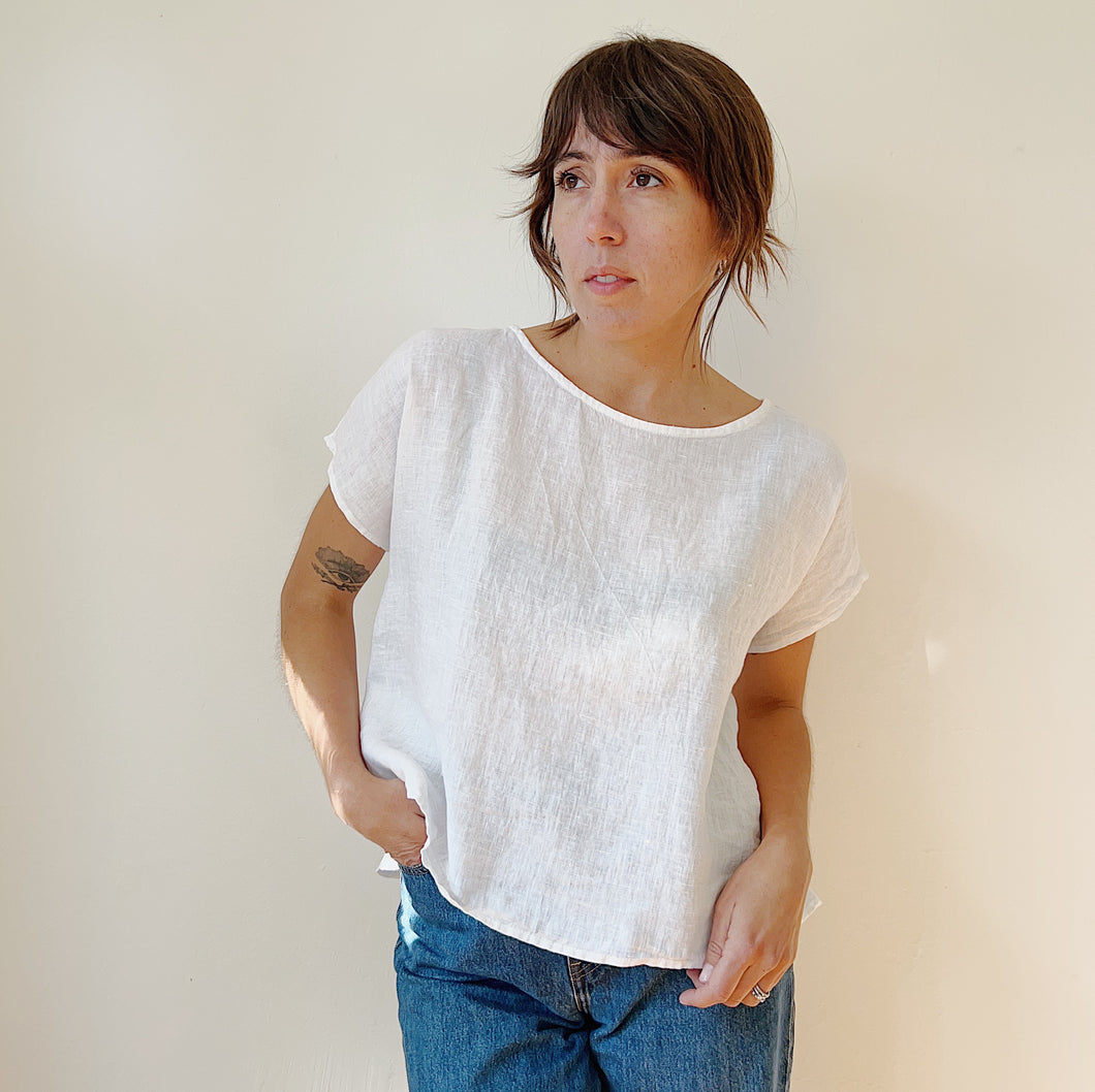Dotter | Linen Tee in White